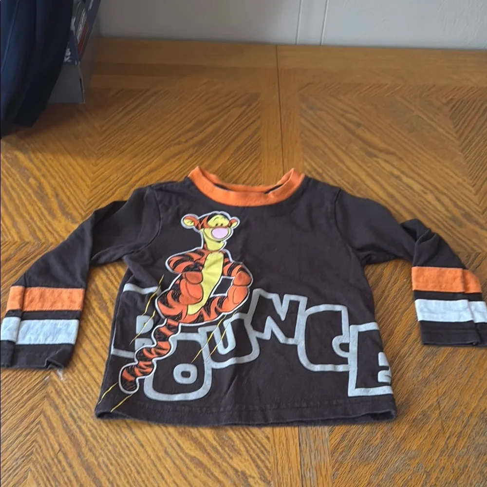 Bundle of 6 shirts